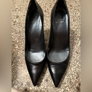 BLACK HEELS SIZE 7 stuart weitzman leather